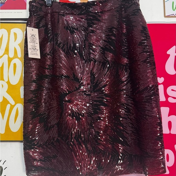 Nanette Lepore Sequin Skirt – New with Tags – Elegant & Stylish - Picture 2 of 4